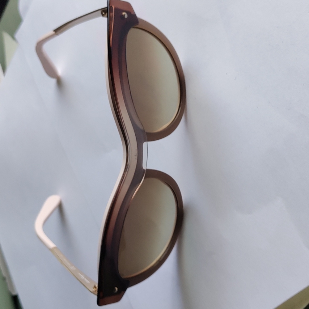 Ferragamo sunglasses Made in Italy